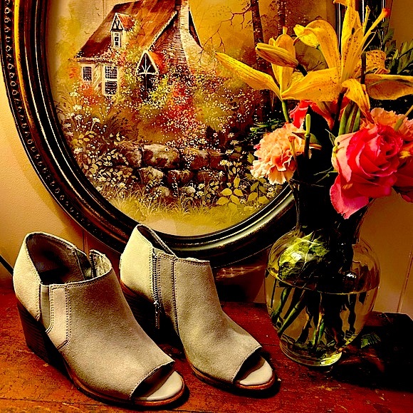 SOREL,NADIA LEATHER PEEP-TOE BOOTIE SIZE 7 - Picture 9 of 14